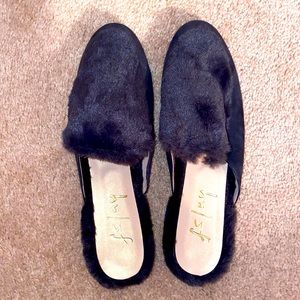 FS/NY Gray suede/ faux fur mules  9 1/2